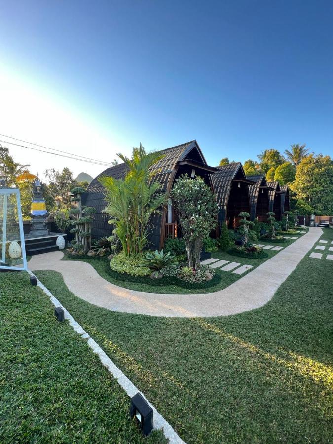 Singaraja Munduk Kupang Villa&Resto Sekumpul מראה חיצוני תמונה