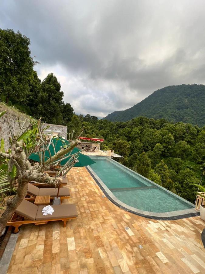 Singaraja Munduk Kupang Villa&Resto Sekumpul מראה חיצוני תמונה